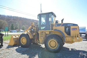 2015 LiuGong 835 III  Wheel Loader